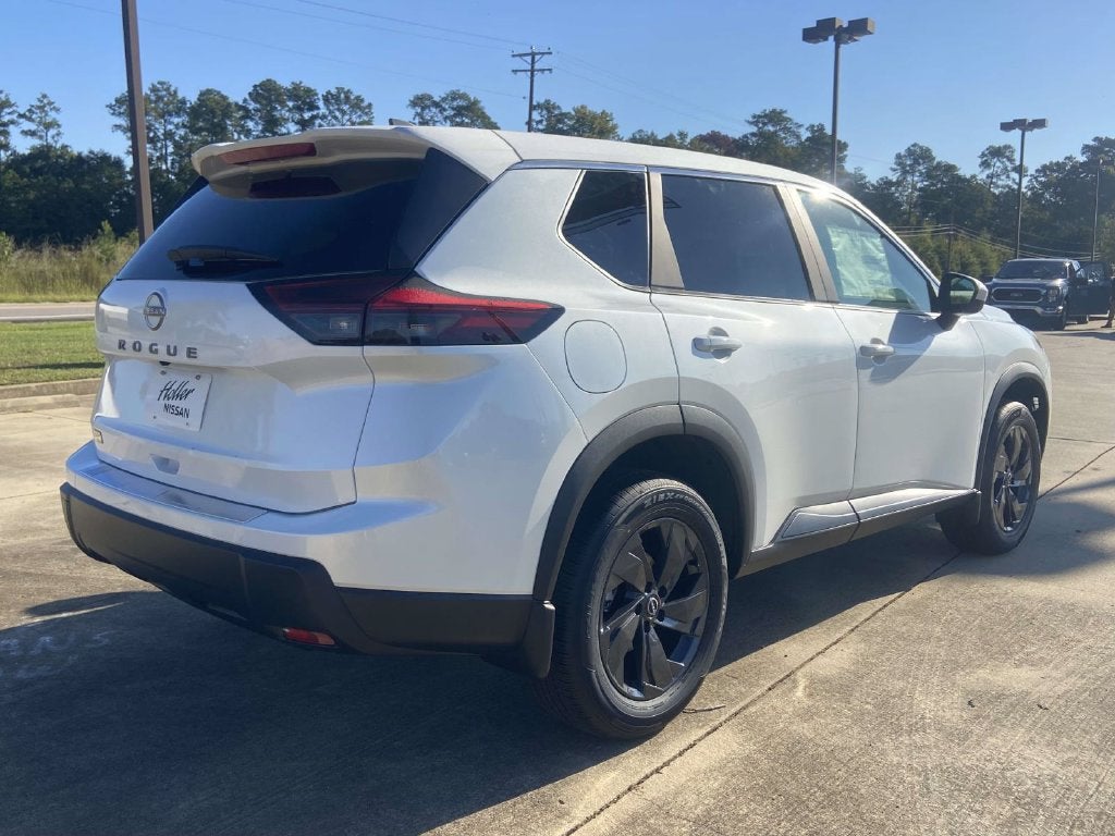 2027 Nissan Rogue SV