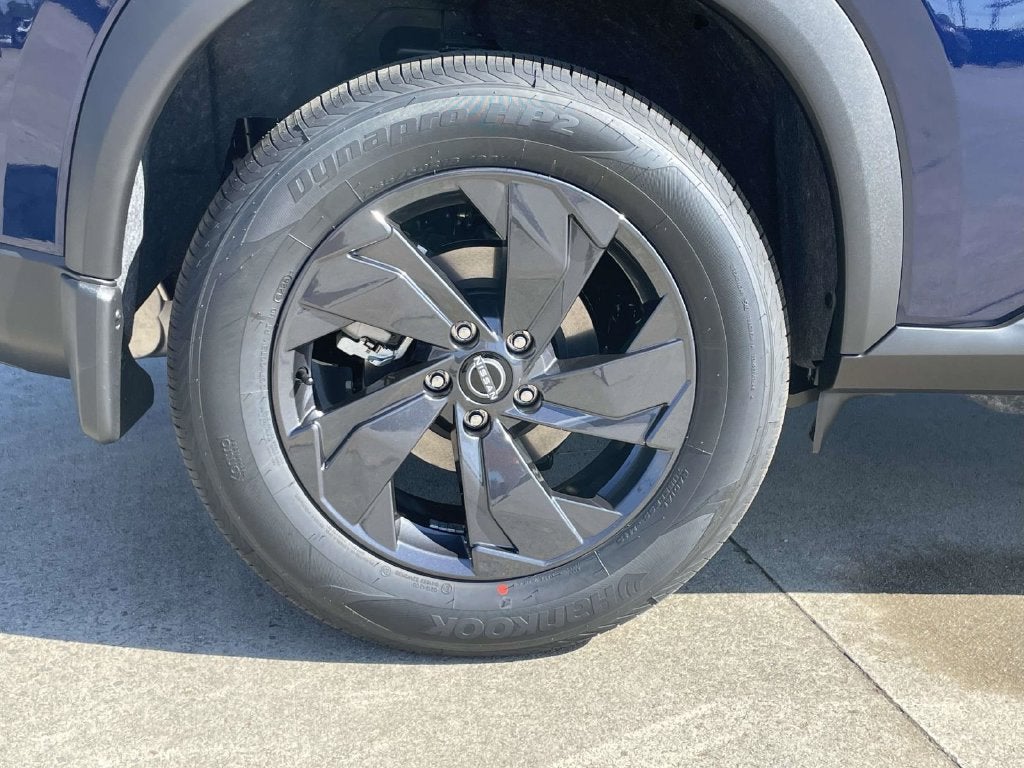 2027 Nissan Rogue SV