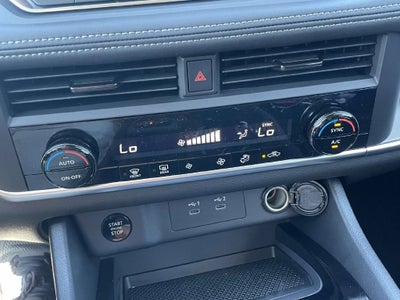 2027 Nissan Rogue SV