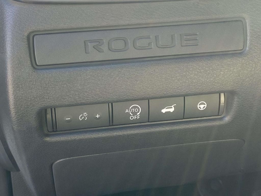 2026 Nissan Rogue Dark Armor™