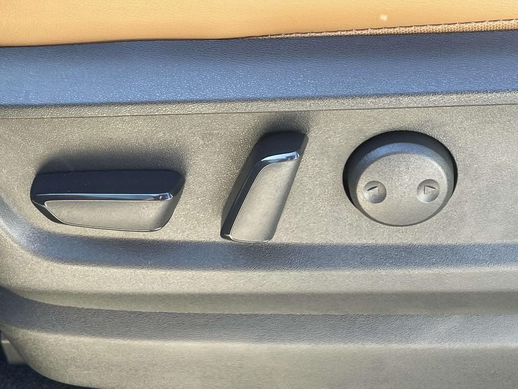 2025 Nissan Armada SL